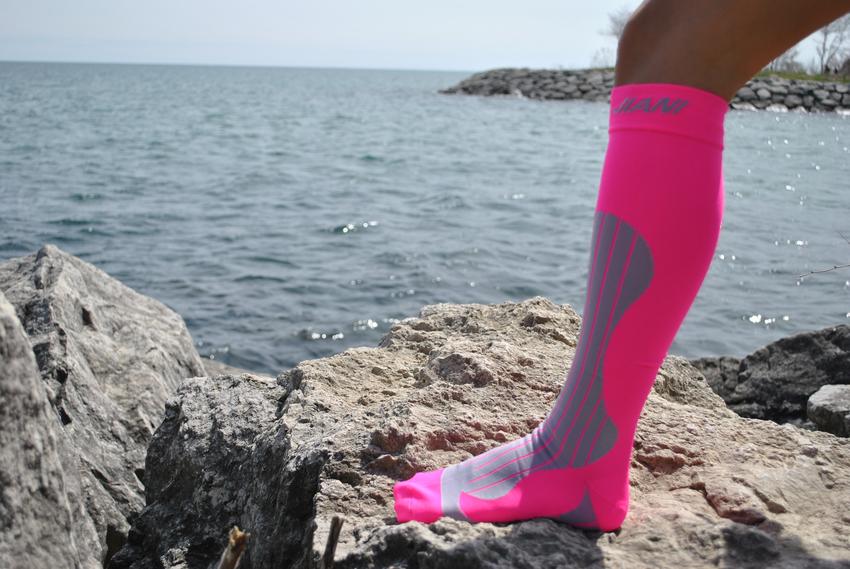 Sort Kompressionsstrømper Fra Sportsmærket Jiani Knæstrømpe Herre - We Do Better Kompressionsstrømper